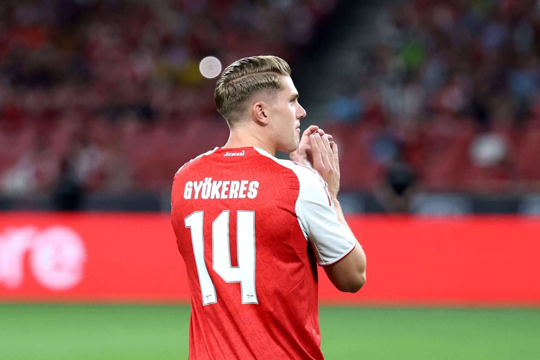 Viktor Gyokeres gây sốt áo đấu trước khi ra mắt Arsenal