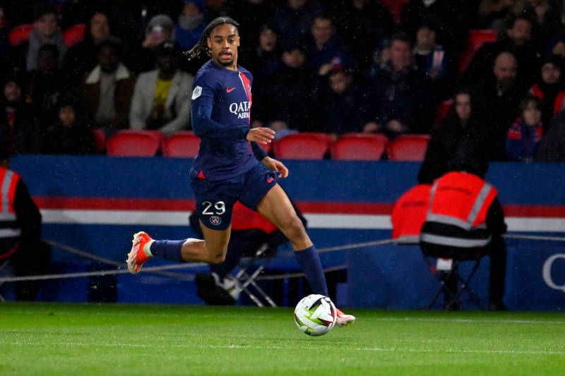 Barcola sẽ là mảnh ghép cho hàng công Liverpool?