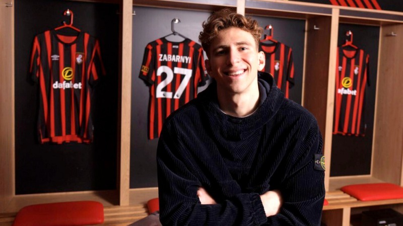PSG chiêu mộ thành công trung vệ Illia Zabarnyi