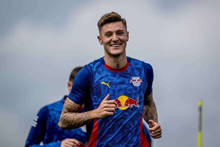 Newcastle tăng tốc vụ Benjamin Sesko 