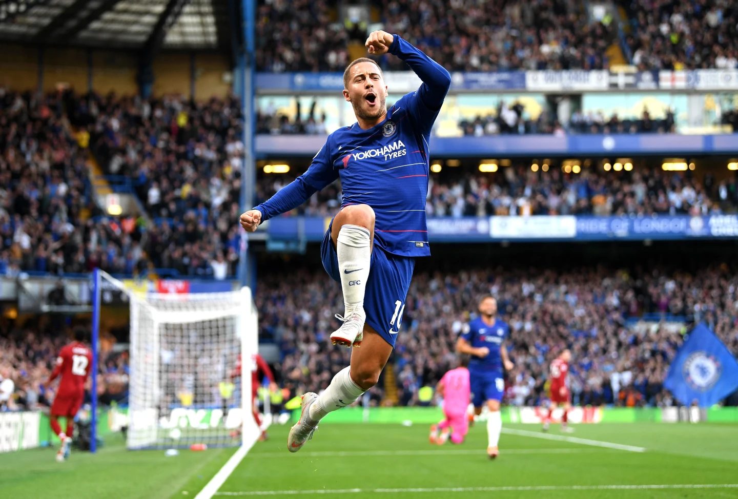 Eden Hazard trở lại Stamford Bridge
