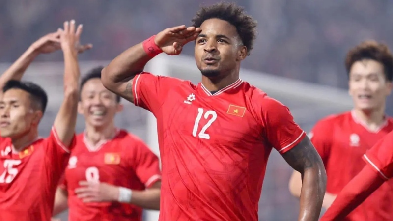 Xuân Son tái xuất ĐT Việt Nam sau 10 tháng vắng bóng